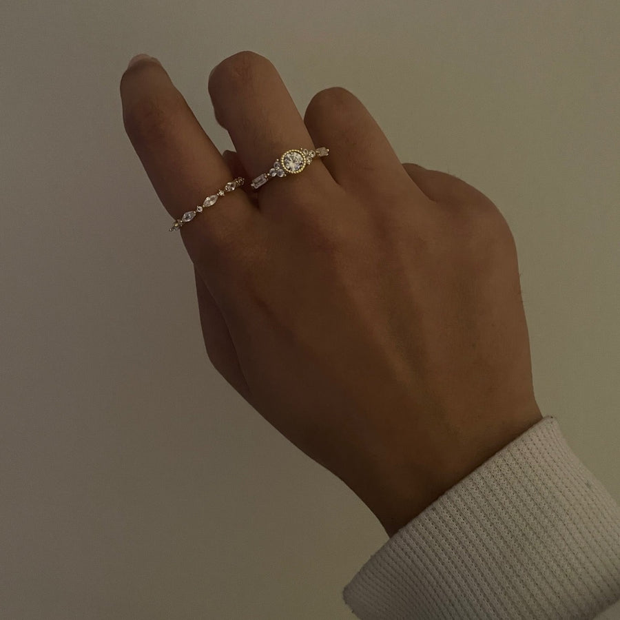 Round Stone Ring